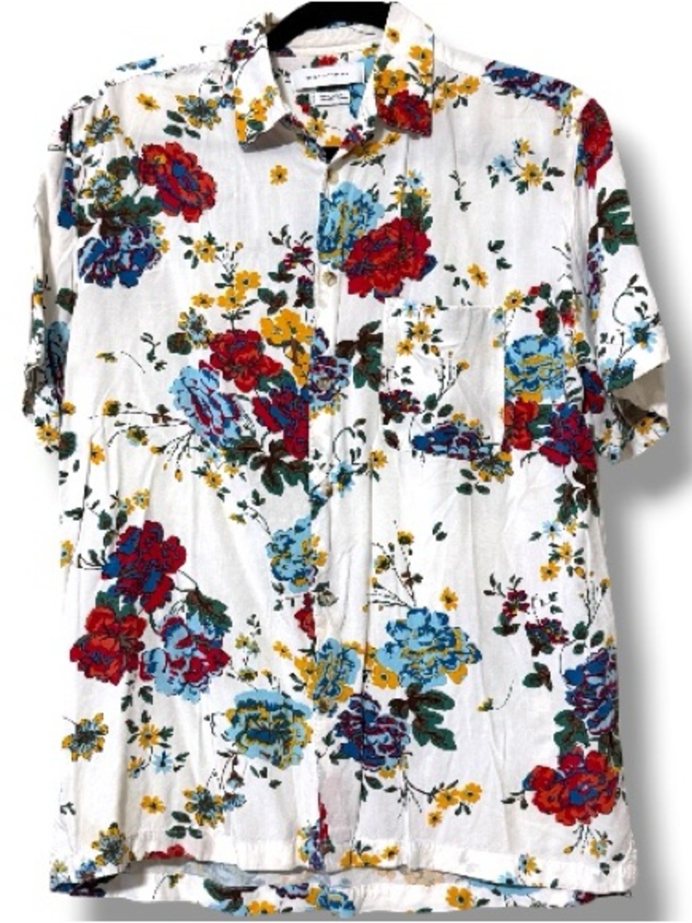 Urban Outfitters size XL short sleeve casual floral button front shirt